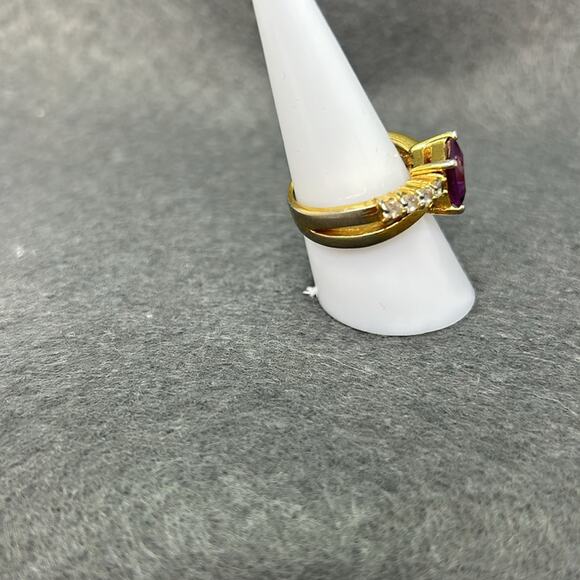 Vintage Purple Stone Ring from Thailand 4 Clear Stones on Each Side size 8 - Picture 7 of 11